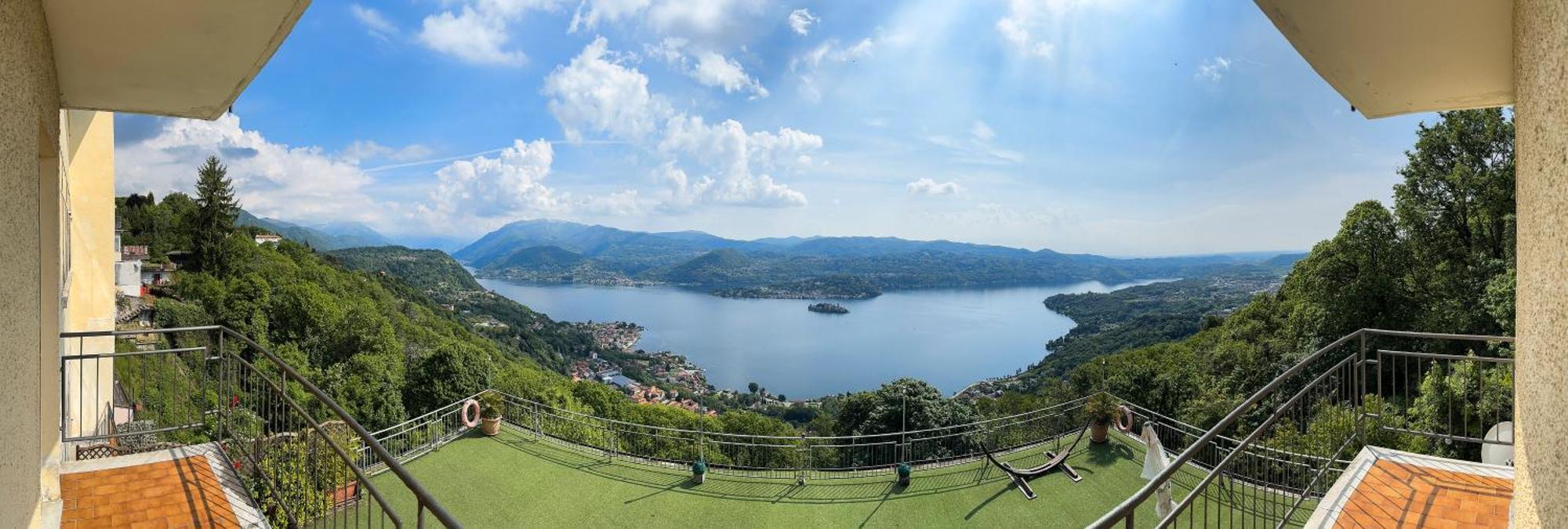 Appartamento Alberti Con Vista Lago Madonna Del Sasso Exterior foto