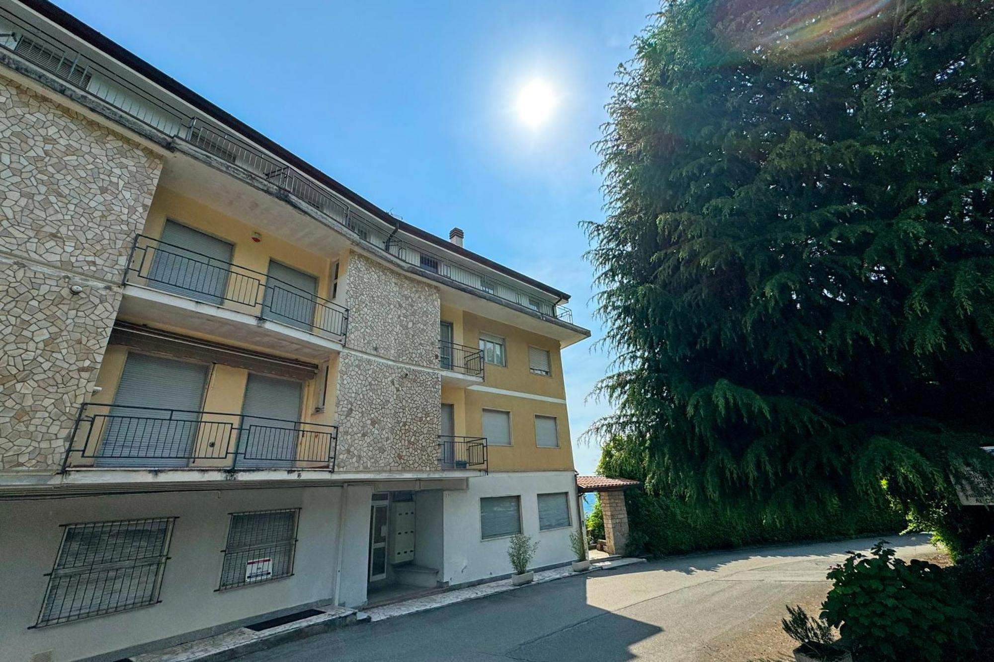 Appartamento Alberti Con Vista Lago Madonna Del Sasso Exterior foto